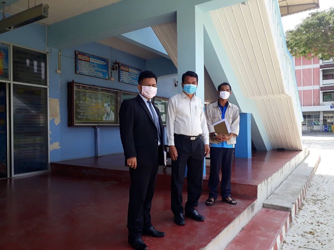 ผอ.สพม.8 ตรวจเยี่ยมโรงเรียนรัตนราษฎร์บำรุง
